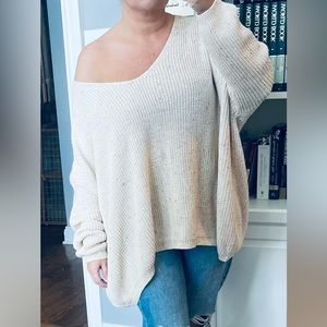 🎉 JUST ARRIVED 🎉 Oversized V-Neck Sweater